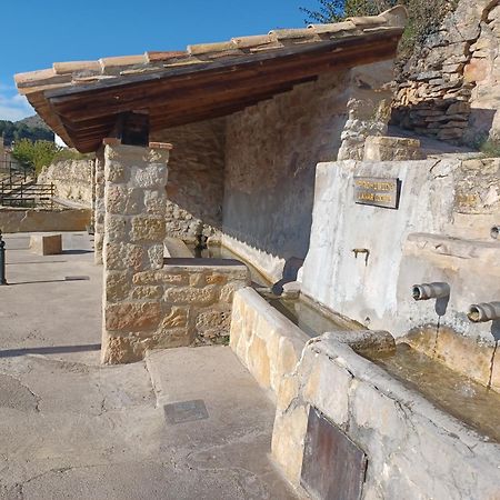 La Vieja Escuela Fuentes de Rubielos Exterior foto