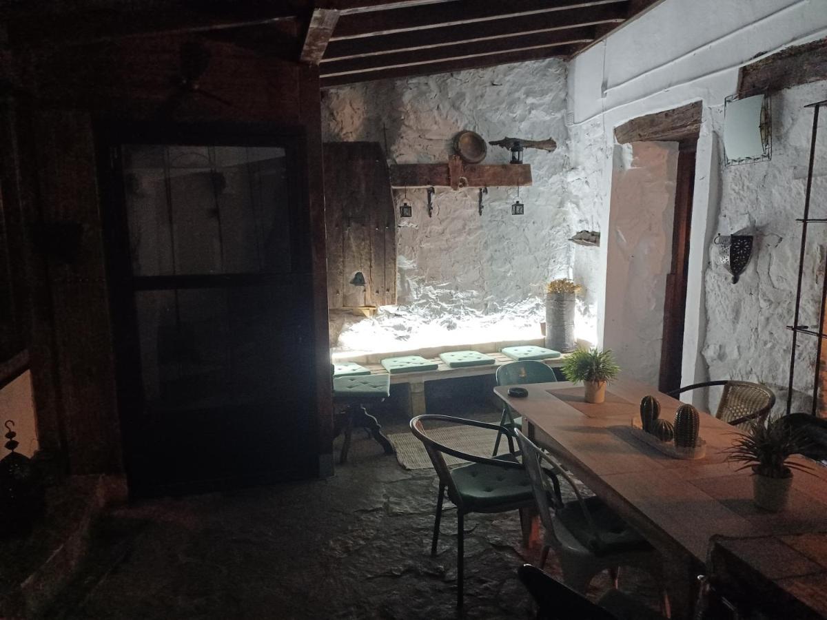 La Vieja Escuela Fuentes de Rubielos Exterior foto